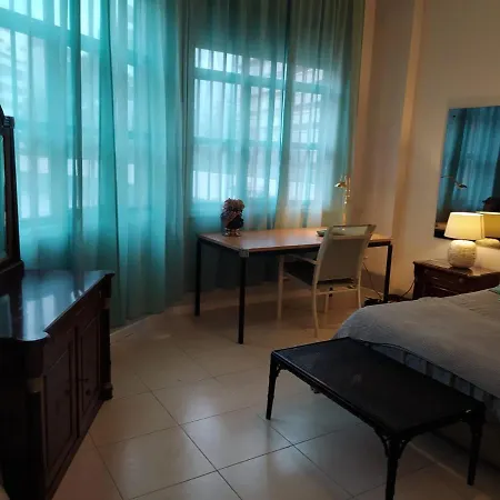 Apartamento Para 5 En Recién Reformado Y Amueblado Apartamento